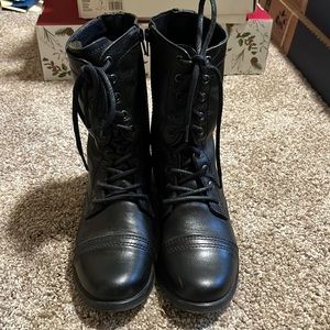 Steve Madden gently worn combat boots